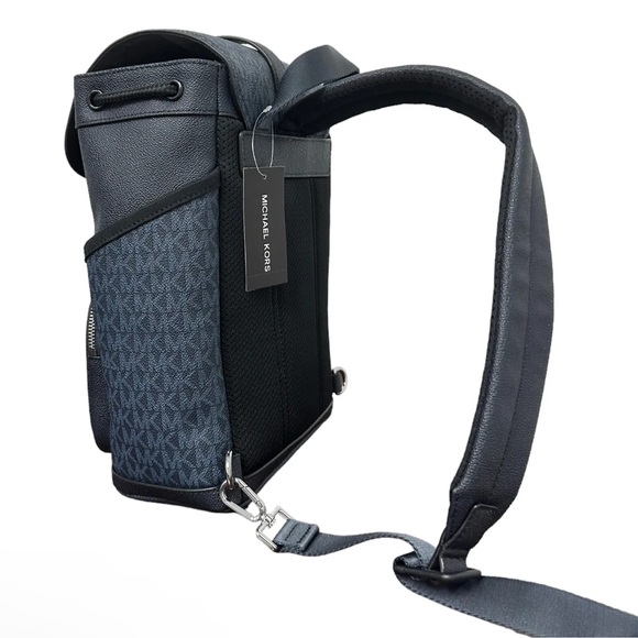 Michael Kors Cooper MK Logo Large Sporty Slingpack Backpack Admiral Blue - Picture 4 of 5